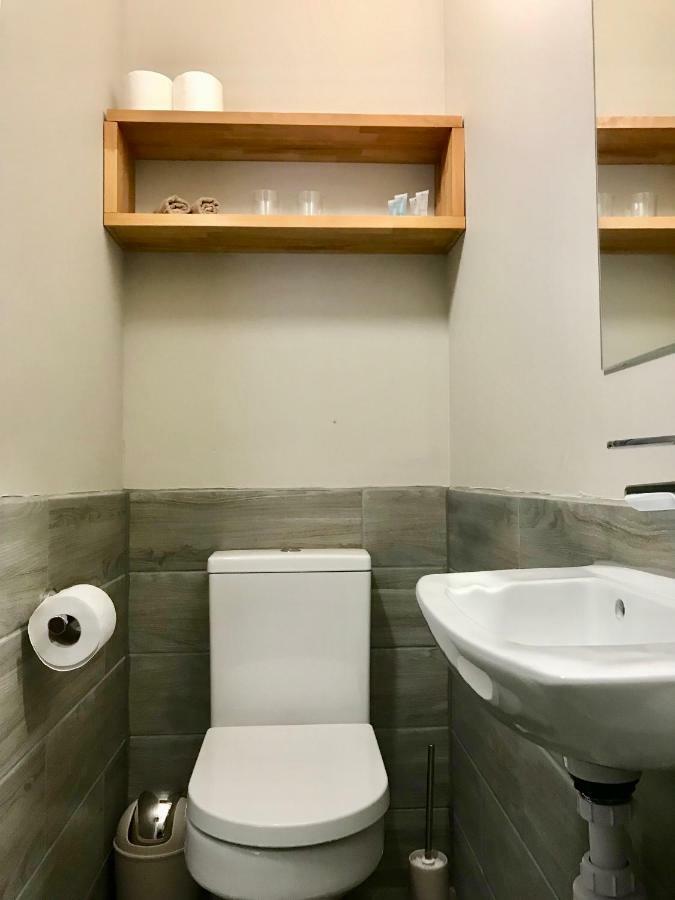 Self-Contained Studio City Centre Location อินเวอร์เนส ภายนอก รูปภาพ